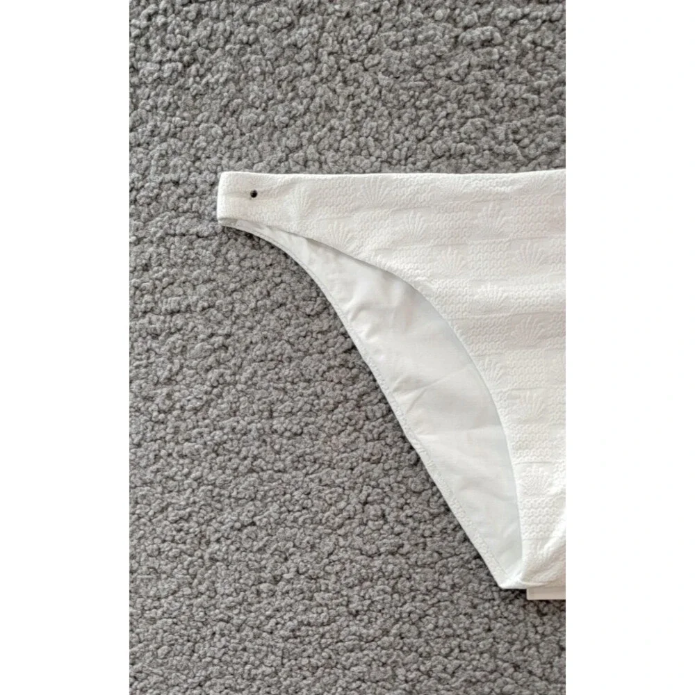L*Space Camacho Classic Bikini Bottom Women's M White Elastic Waist Pull On